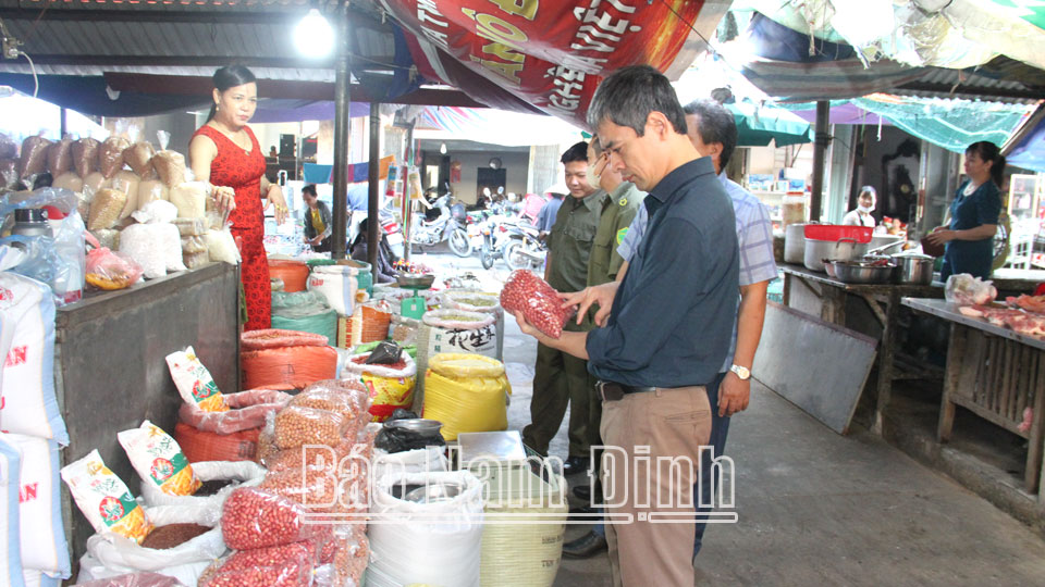 Hưởng ứng Ngày Quyền của người tiêu dùng Việt Nam (15-3): Minh bạch thông tin sản phẩm hàng hóa để bảo vệ quyền lợi người tiêu dùng