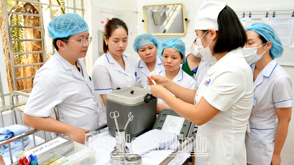 Nâng cao chất lượng của hệ thốngy tế cơ sở trong tình hình mới