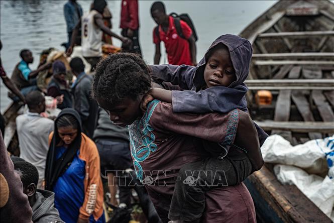 Gần 80.000 người ở miền Đông CHDC Congo chạy trốn ra nước ngoài do bạo lực