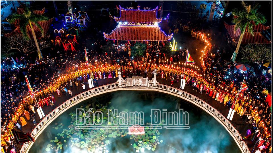 Văn nghệ sĩ Nam Định với đề tài tín ngưỡng thờ Mẫu