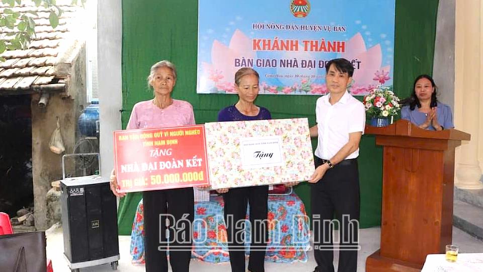 Nỗ lực chung tay xóa nhà tạm, nhà dột nát