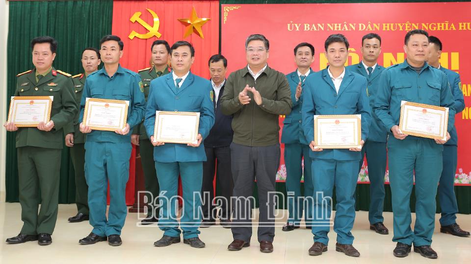 Huyện Nghĩa Hưng tổng kết công tác tuyển chọn, gọi công dân nhập ngũ năm 2025
