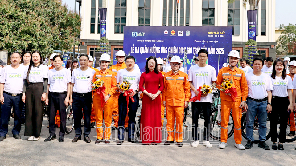 Lễ ra quân hưởng ứng Chiến dịch Giờ Trái đất năm 2025