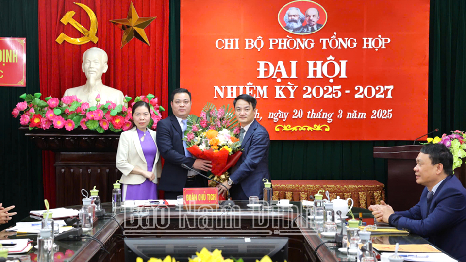 3.851 chi bộ trực thuộc đảng ủy cơ sở hoàn thành đại hội nhiệm kỳ 2025-2027