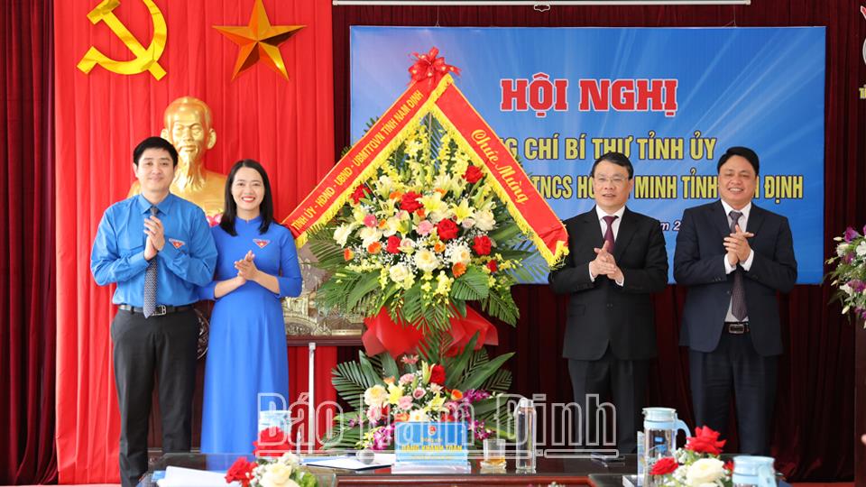 Đồng chí Bí thư Tỉnh ủy làm việc với Tỉnh Đoàn