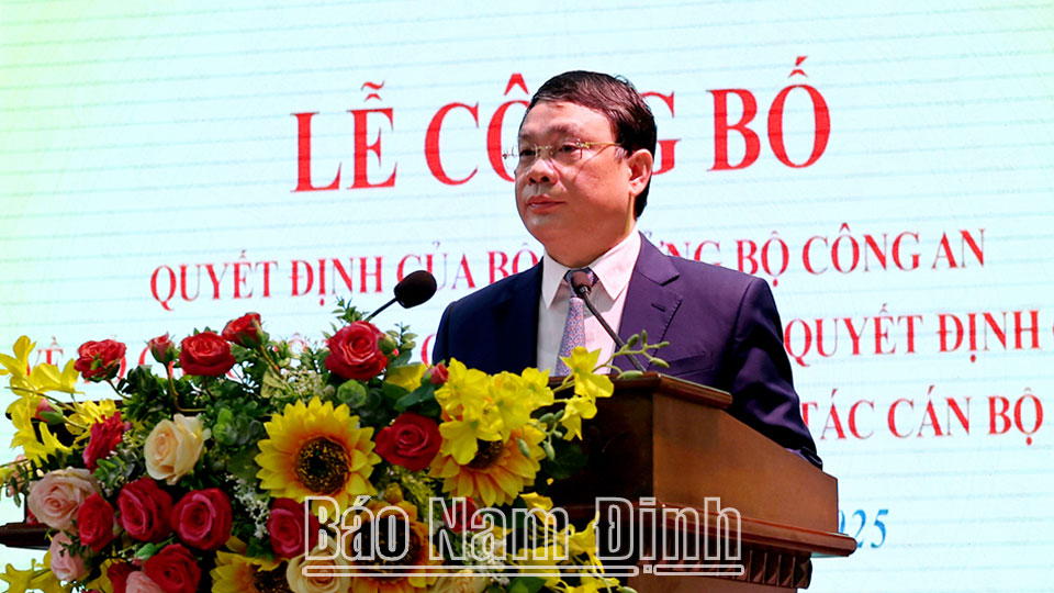 Công an tỉnh công bố các quyết định về kiện toàn tổ chức bộ máy và sắp xếp, bố trí cán bộ