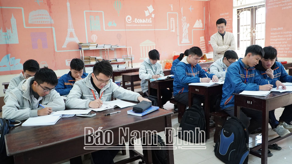 2.451 học sinh đoạt giải trong Kỳ thi chọn học sinh giỏi tỉnh năm học 2024-2025