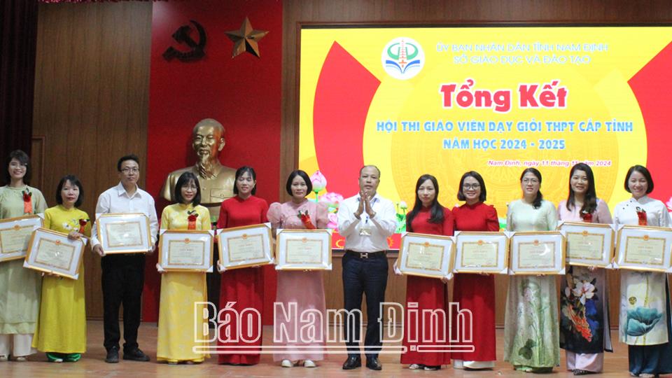 Học tập và làm theo tư tưởng, đạo đức, phong cách Hồ Chí Minh: Ngành Giáo dục và Đào tạo học và làm theo Bác “Mỗi ngày đến trường có một đổi mới trong công việc”