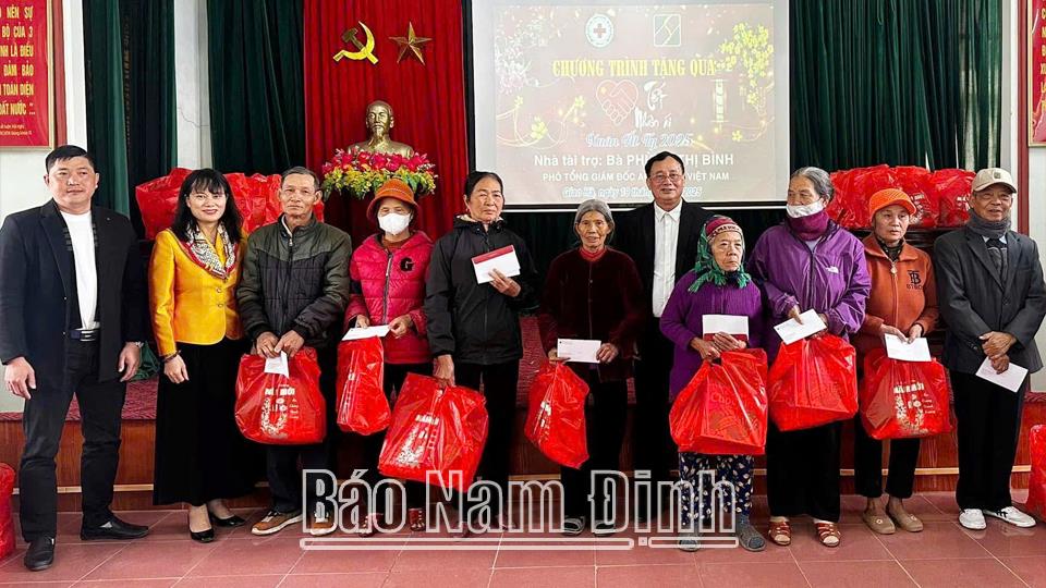 Nhân lên những nghĩa cửcao đẹp, nhân văn