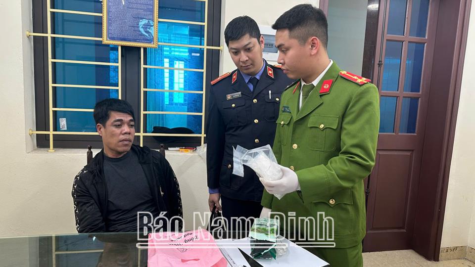 Triệt xoá đường dây buôn bán ma tuý trên không gian mạng