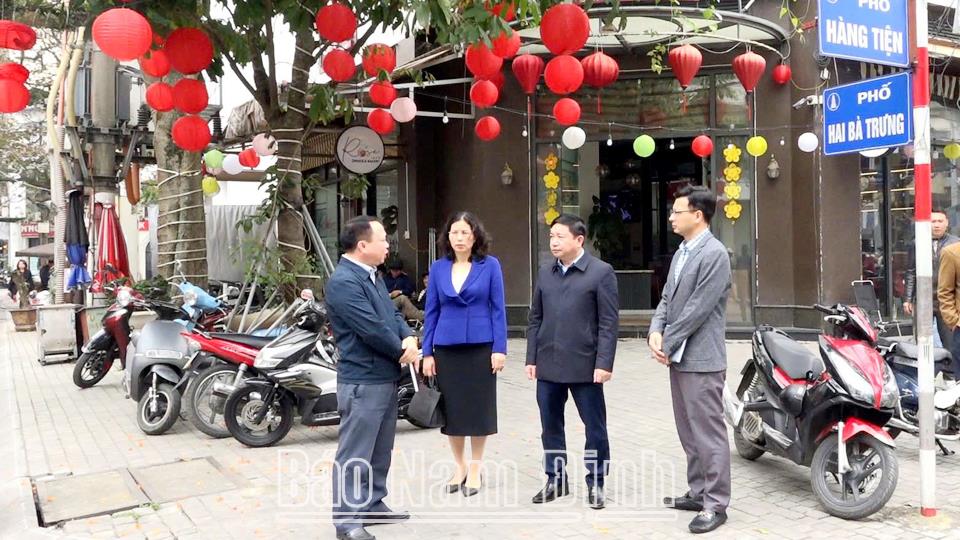 Đảng bộ thành phố Nam Định tăng cường công tác chính trị, tư tưởng cho cán bộ, đảng viên