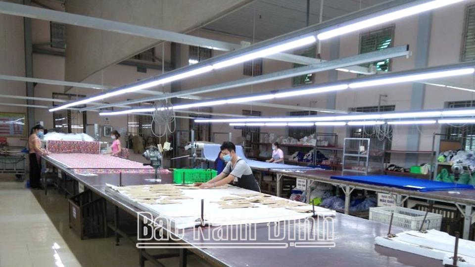 Công đoàn ngành Công Thương tỉnh đẩy mạnh công tác chăm lo, nâng cao đời sống người lao động