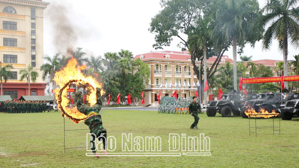 Đại đội Trinh sát Cơ giới thi đua “huấn luyện giỏi, rèn nghiêm”