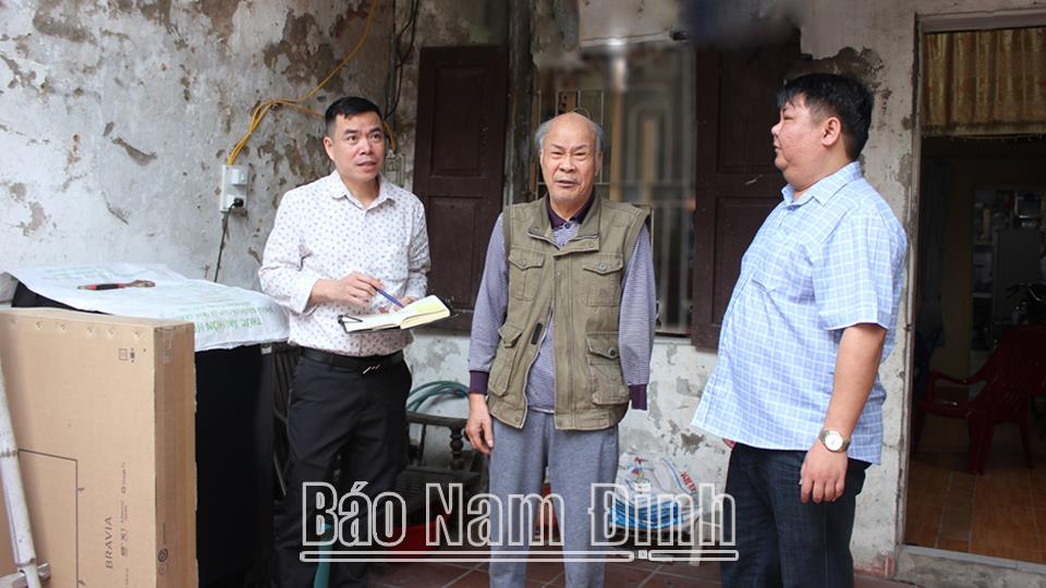 Triển khai chương trìnhhỗ trợ người có công với cách mạngvà thân nhân liệt sĩ về nhà ở