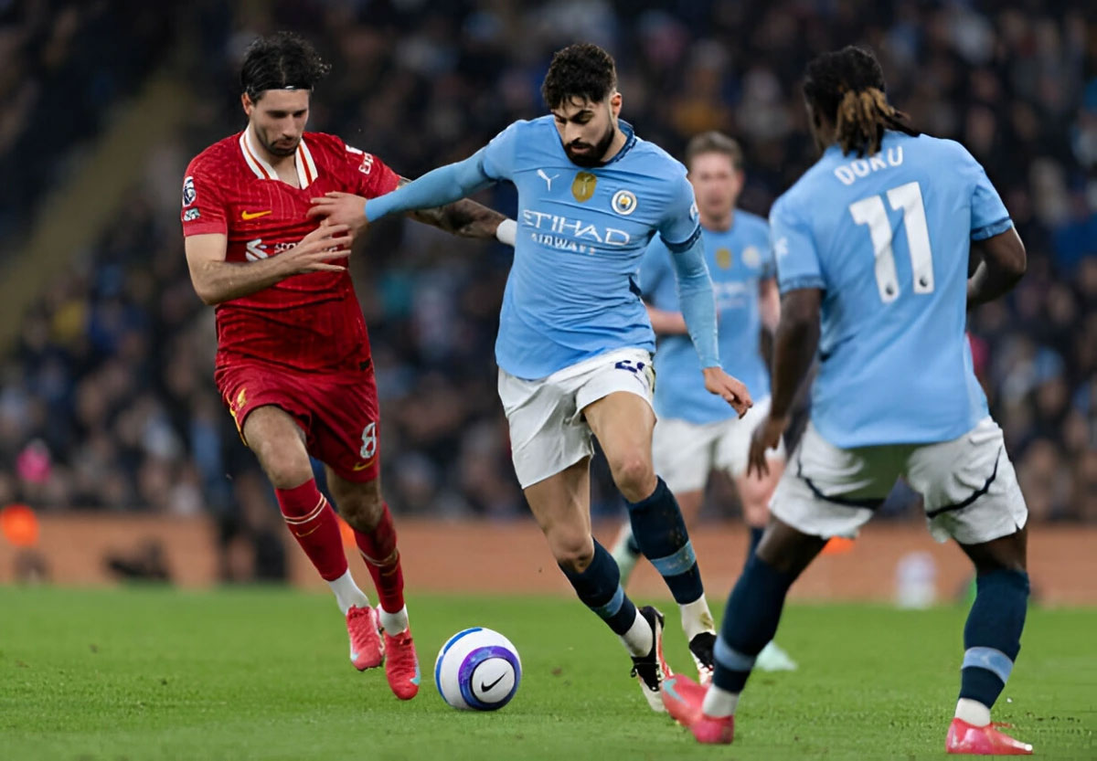 Tháng 3 kỳ lạ cho chặng đua "nước rút" của Ngoại hạng Anh