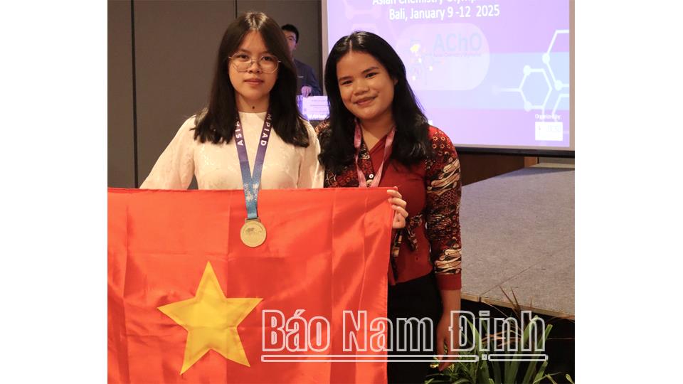 Phan Bảo Ngọc: từ niềm đam mê đến tấm Huy chương Vàng Olympic Hóa học châu Á