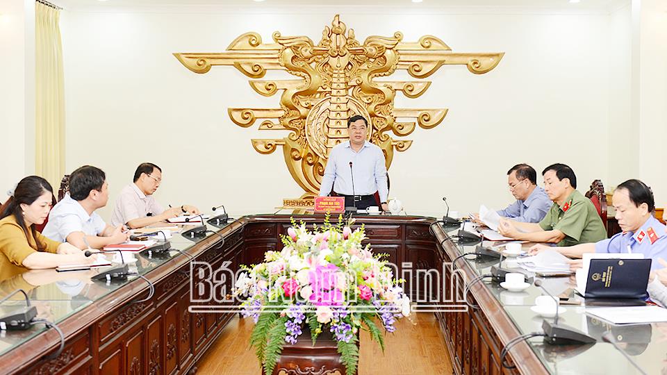 Đẩy nhanh tiến độ, xử lý nghiêm các vụ án, vụ việc tham nhũng, tiêu cực