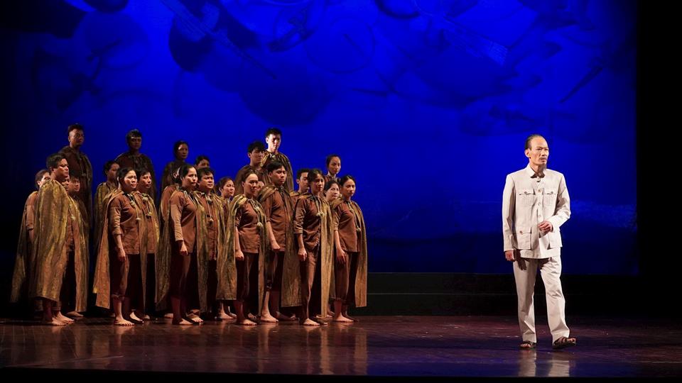 Chương trình nghệ thuật “Người đi dép cao su”