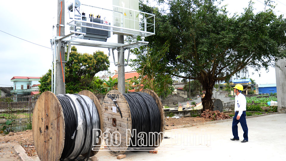 Nâng cao chất lượng cung ứng điện năng phục vụ sản xuất, đời sống