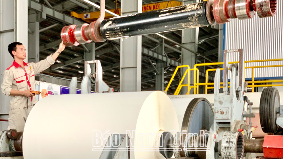 Các doanh nghiệp nỗ lực vượt khó trong suy thoái kinh tế