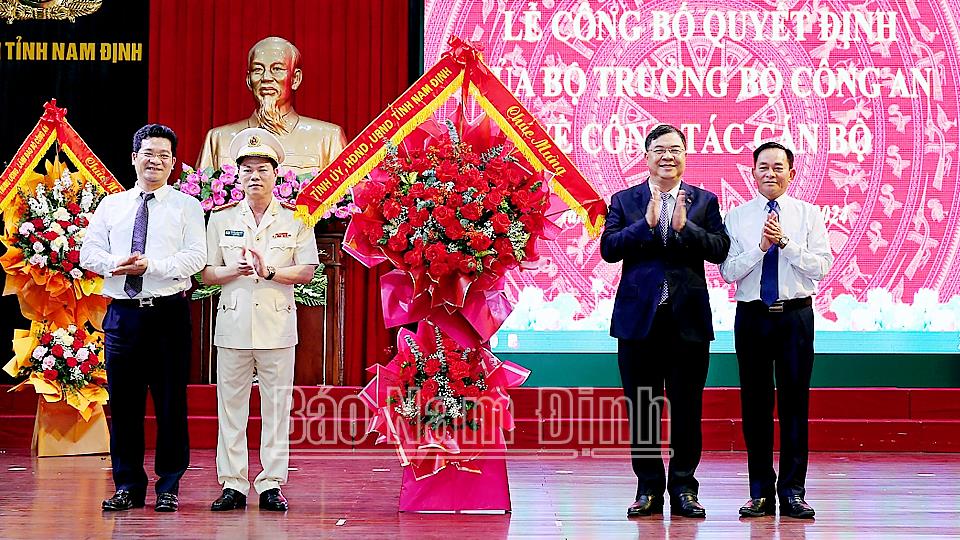 Công bố Quyết định điều động, bổ nhiệm Giám đốc Công an tỉnh