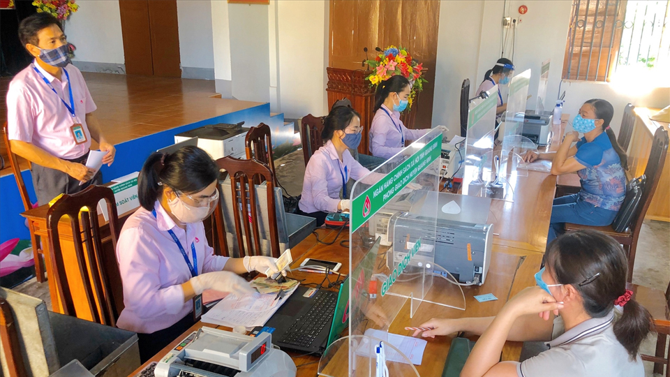 Chi nhánh Ngân hàng Chính sách xã hội tỉnh nâng cao chất lượng hoạt động tại điểm giao dịch xã