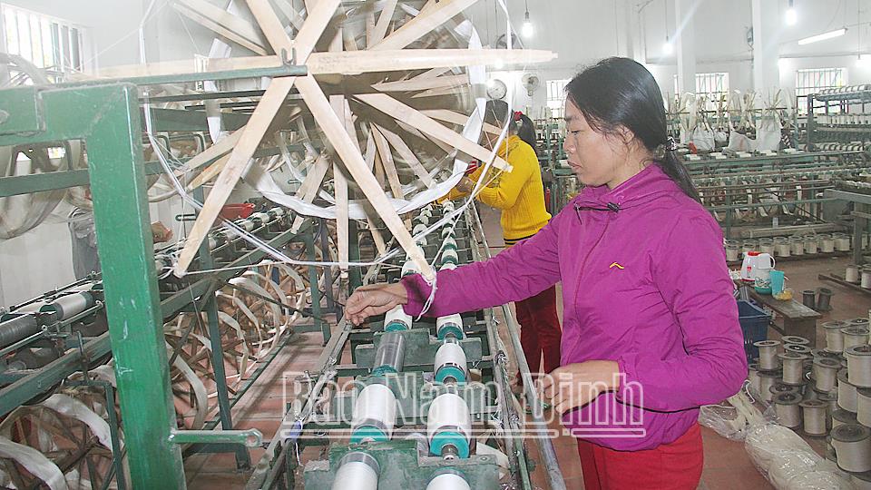 Giải pháp khôi phục và phát triển nghề dâu tằm tơ