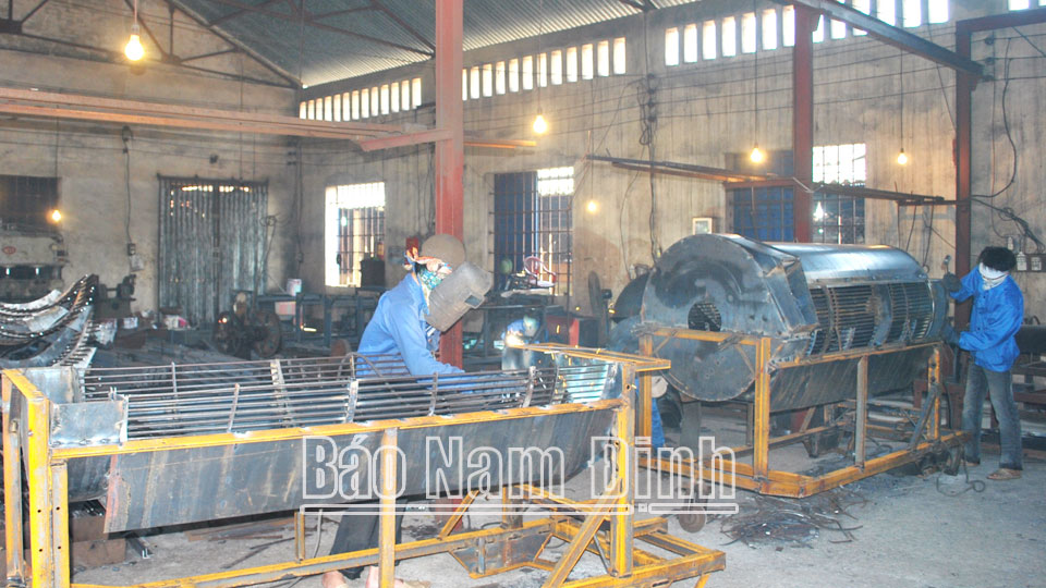 Công nhân, viên chức, lao động Xuân Trườnghưởng ứng các phong trào thi đua yêu nước