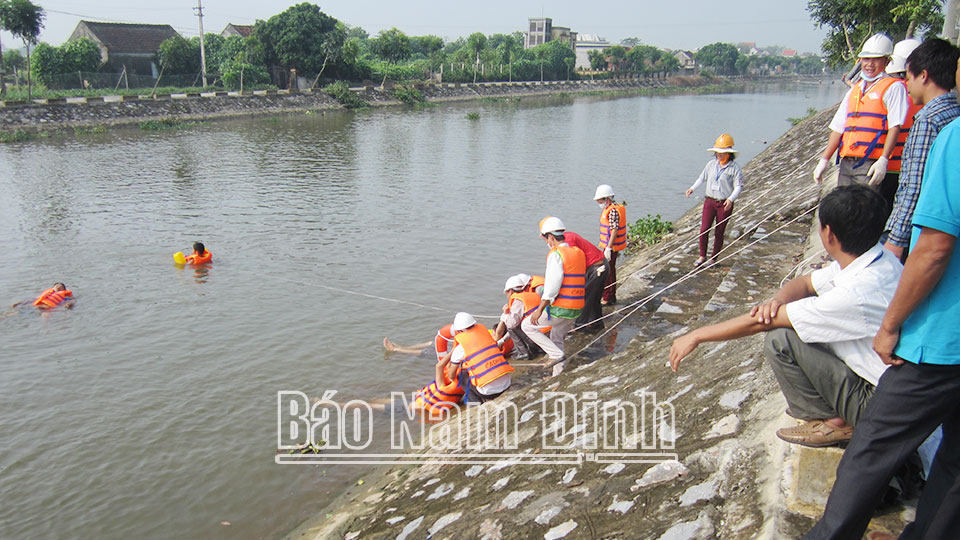Hội Chữ thập đỏ Nghĩa Hưng tham gia phòng ngừa, ứng phó thảm họa, thiên tai