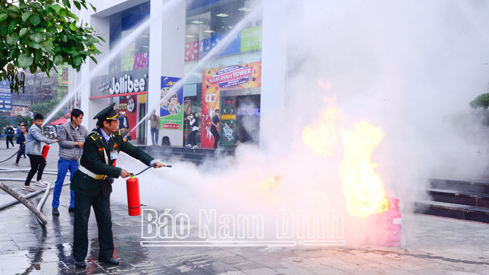 Những tấm gương bình dị mà cao quý năm 2024: Khắc ghi lời Bác dạy