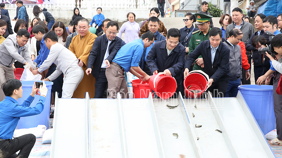 Phát động Tháng hành động bảo vệ nguồn lợi thủy sản năm 2025