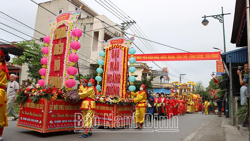 Lễ hội Phủ Dầy lan tỏa giá trị di sản văn hóa tín ngưỡng thờ Mẫu Tam phủ của người Việt tại Nam Định
