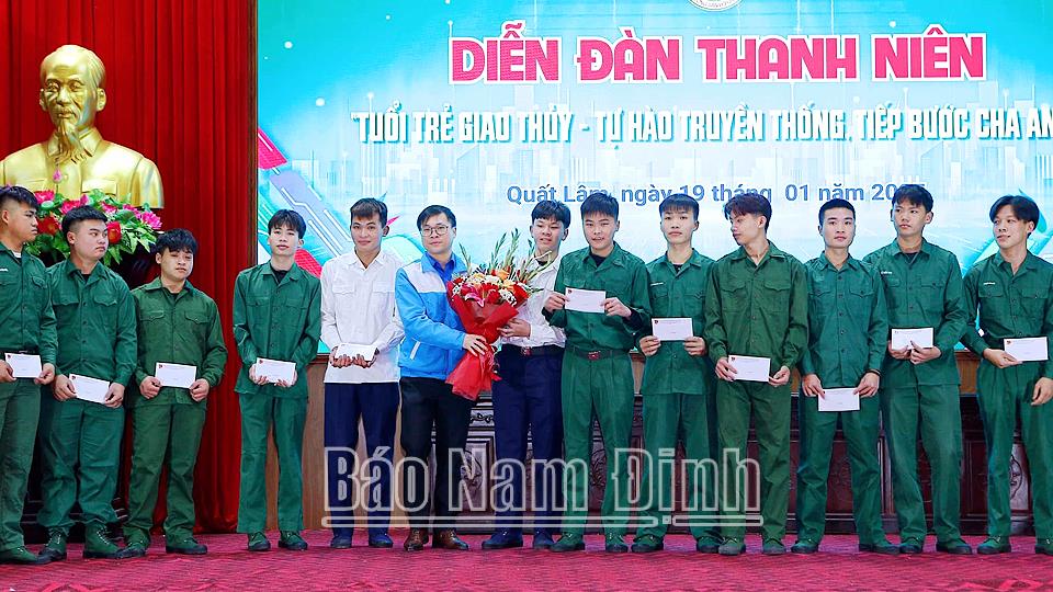 Tăng cường giáo dục lý tưởng cách mạng, đạo đức, lối sống cho đoàn viên, thanh niên