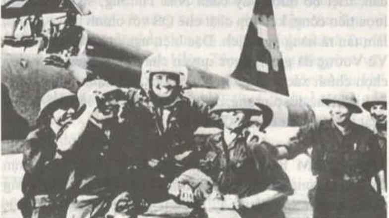 Đại thắng mùa xuân năm 1975: Ngày 8/4/1975: Máy bay ta ném bom Dinh Độc Lập