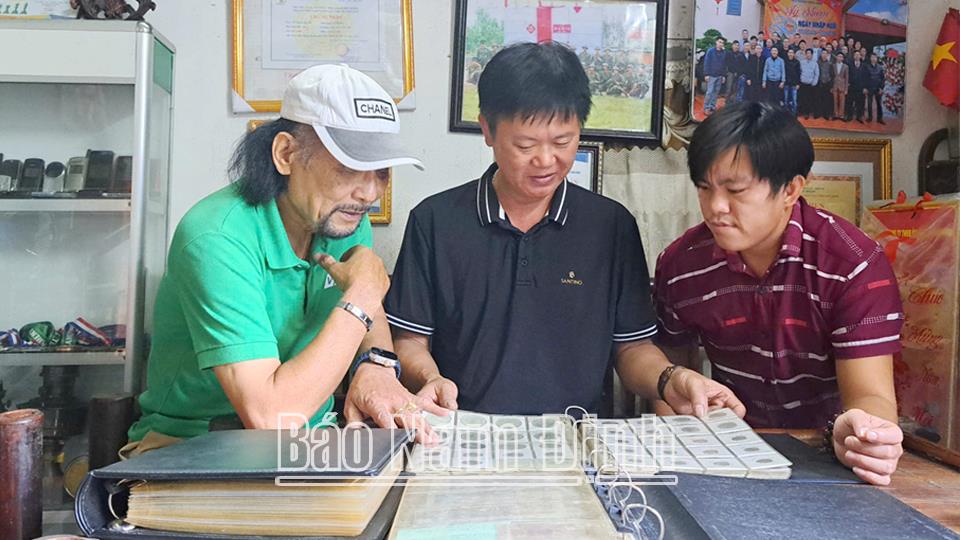 Người đam mê lưu giữ ký ức và giá trị đặc biệt qua những tem thư