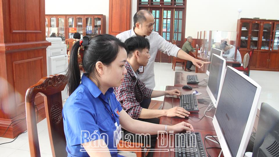 Đẩy mạnh tuyên truyền về đột phá khoa học công nghệ,đổi mới sáng tạo và chuyển đổi số