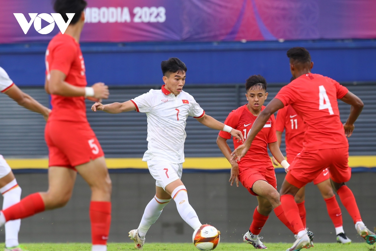 Dư âm U22 Việt Nam 3-1 U22 Singapore: Giải tỏa và thử nghiệm