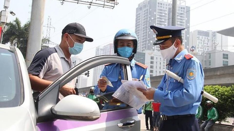 103 phương tiện kinh doanh vận tải bị thu hồi phù hiệu