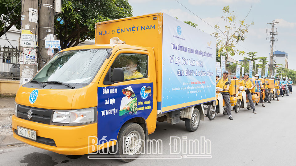 Bảo hiểm xã hội tỉnh ra quân hưởng ứng Tháng vận động triển khai bảo hiểm xã hội toàn dân