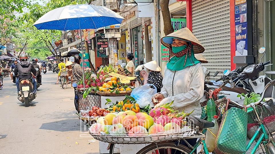 Nhọc nhằn những gánh hàng rong