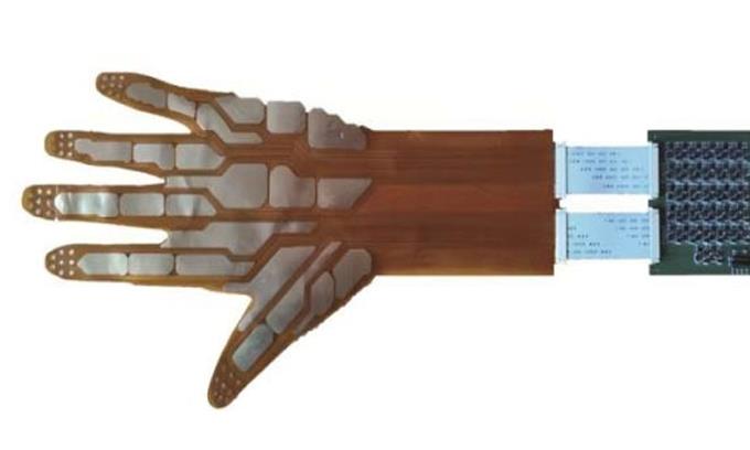 Xúc giác nhân tạo giúp robot nhạy cảm như người