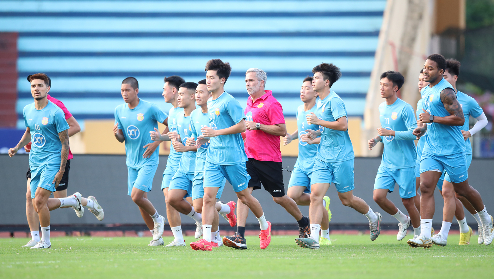 Lịch thi đấu V-League 2023/2024 hôm nay 8/5: Đại chiến ở Thiên Trường