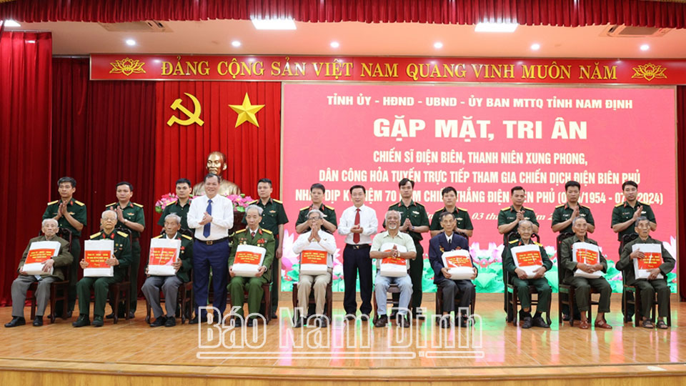 Gặp mặt, tri ân chiến sĩ Điện Biên, thanh niên xung phong, dân công hỏa tuyến trực tiếp tham gia Chiến dịch Điện Biên Phủ