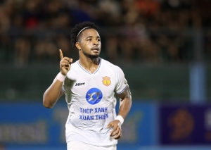 Đội hình tiêu biểu vòng 17 V-League 2023/2024: Xuất sắc Rafaelson, ấn tượng HAGL