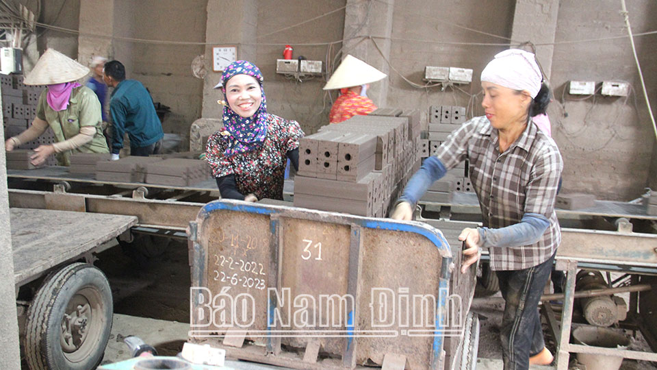 Hiệu quả công tác củng cố, đổi mới tổ chức sản xuấttrong xây dựng nông thôn mới