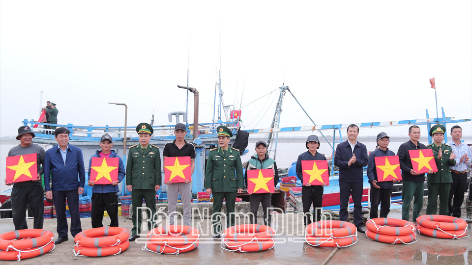 Bảo vệ vững chắc chủ quyền an ninh vùng biển của tỉnh