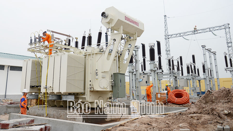 Bảo đảm vận hành an toànhệ thống điện mùa nắng nóng