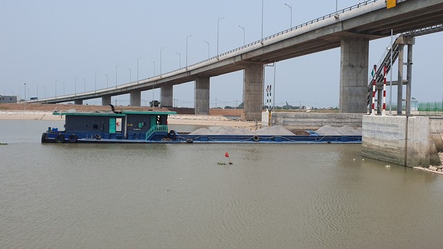 Kênh nối Đáy - Ninh Cơ rút ngắn thời gian di chuyển gần 8 tiếng