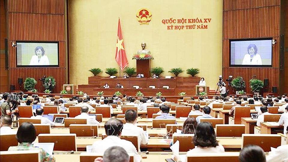 Ngày 6/6, Quốc hội tiến hành chất vấn và trả lời chất vấn