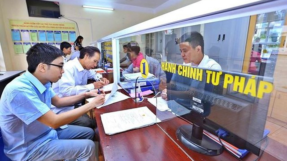 Hoàn thiện quy định vềsắp xếp đơn vị hành chính cấp huyện, cấp xã